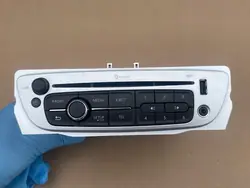 Renault CD-navigointiradio OEM 281153266R