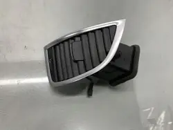 Grelha de ventilação dianteira esquerda OEM 4L0820901 Audi Q7