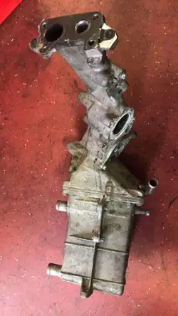Refroidisseur EGR Mercedes-Benz OEM A6461401075 - Occasion