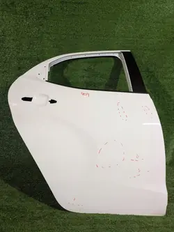Rechte Hintertür OEM CSC28553 für Toyota Yaris IV