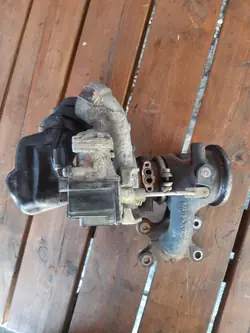 VW Turbo 1.2 Tsi 04E145713Q 04E145725AB
