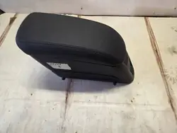 Keskikonsolin käsinoja OEM YWQ2063 Opel Meriva B