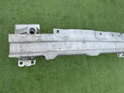 Rinforzo paraurti anteriore VW Touareg 760