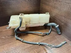 Réservoir d'expansion OEM 504181087 Iveco OE Usagé