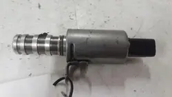 Peugeot 3008 II Nokka-akselin ohjausventtiili OEM 9825813780