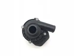 Pompe de circulation d'eau Infiniti Q30 OEM A2118350028