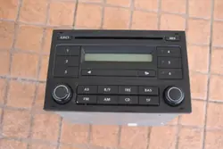 Estación multimedia Volkswagen usado OEM 5Z0035152