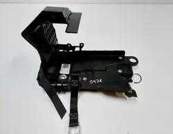 Volvo Akun Kiinnike OEM 32348533 - Käytetty Kunnossa