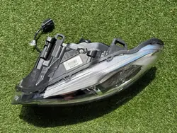 Phare gauche Volvo XC60 Lift Xenon 8 PIN 31698808