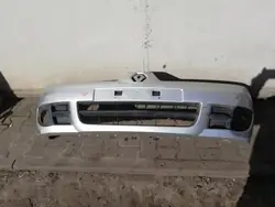 Paraurti anteriore Renault Clio Campus Storia