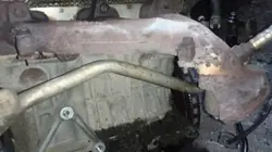 Collecteur d'échappement Chrysler 300C OEM 04792763AA 2006 2.7L