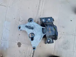 Renault Moottorituki 112107673R