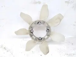 Pale de ventilateur Toyota OEM JUR230193 - Occasion