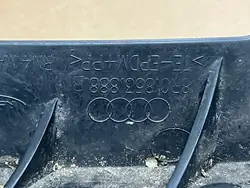 AUDI Q5 8R Écope de Roue Avant Droit 8R0853888B