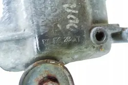 Etumotorituki VW TOURAN 1K0199262AT 2010