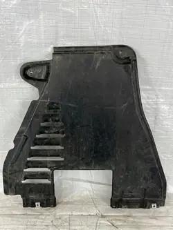 Mercedes GLS W167 Underkroppsskydd OEM A1676803807