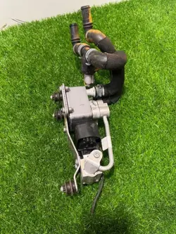 Porsche AC-radiatorventiel OEM 4M2816112G Gebruikt