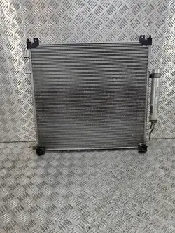 Condenseur AC Land Rover OEM HPLA19C600AD - Occasion