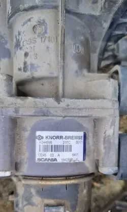 Válvula principal de freno OEM 1942899 KNORR K044696