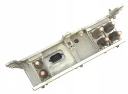 Volvon sulakekotelo OEM 21982585 - Käytetty kunto