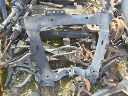 Soporte motor delantero viga zinc OEM Renault Clio II 1.2