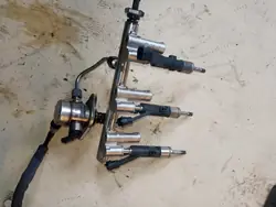 PEUGEOT 1.2 THP INJECTORRAIL POMP 9811353880