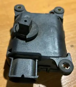 Moteur de volet Renault OE OEM 01328011122 Occasion