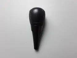 Pommeau de levier Toyota Yaris OEM 335040D240B8 - Occasion
