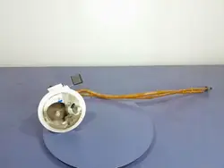MERCEDES E W207 W212 3.5 SENSOR DE NIVEL DE COMBUSTIBLE A2044701494