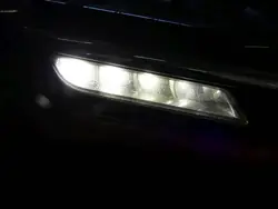 Oikea DRL-valo OEM 89208541 Renault Clio IV:lle