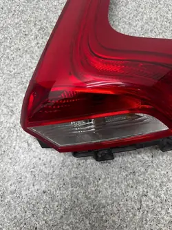 Rechte Rückleuchte V40 II 2012-2018 OEM 31395845