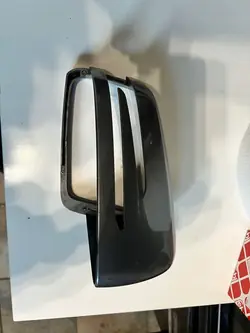 Habillage de miroir droit Mercedes-Benz A2468110260
