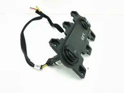 Prise USB Hyundai OEM 84639-K4510 - Occasion