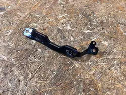 Porsche Macan 95B Vasen Etuvalaisimen Kiinnike OEM 95B941451C