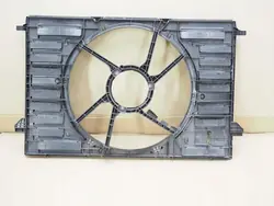 Carter Ventilateur Audi OEM 8W0121207 - État Utilisé