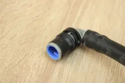 Tuyau Lave-glace Audi A5 8T OEM 8T0955944 - 12km