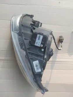 PHARE GAUCHE VOLVO S60 V60 LIFT BI-XENON