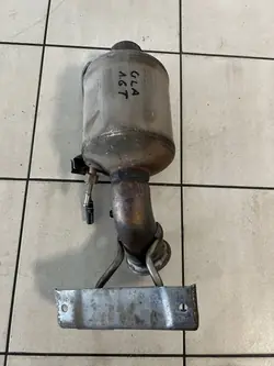 Katalysator OEM A2464913700 für Mercedes-Benz