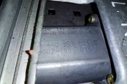 Elevador de vidro traseiro direito AUDI A6 AVANT 4A0959801C