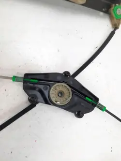 Mecanismo de elevação de vidro dianteiro sem motor 8K0837461