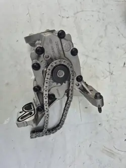 Ölpumpe OEM 9801943580 für Citroen C3 III Peugeot 208