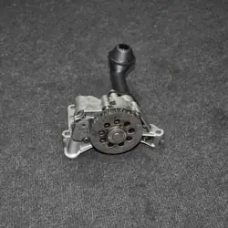 Pompe à huile d'occasion OEM 03L115105C03L115263 Audi A3
