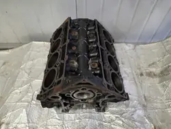 Dodge 5.7 HEMI V8 moottorilohko OEM 53021318