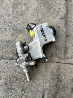 SEAT Bremszylinder OEM 5Q2611301H - Gebraucht