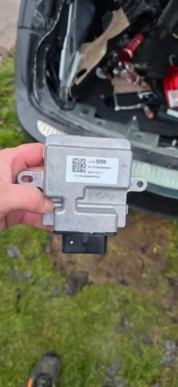 Module de commande pompe à carburant OEM 23482933 Opel