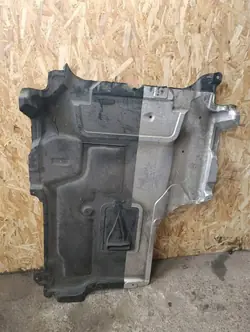 Capot moteur Mercedes-Benz C W205 2016 OEM A21352010230