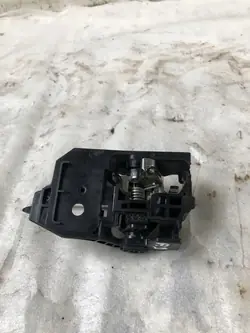 Poignée intérieure avant droite Mazda CX-30 OEM V8392RH