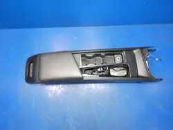 Volvo V60 II S60 III keskikonsoli käsinoja OEM MIJ46264