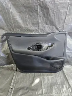 Para-choque dianteiro esquerdo Toyota Yaris OEM 67620K0100