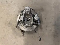 Moyeu de roue avant BMW X3 G45 OEM 8836066